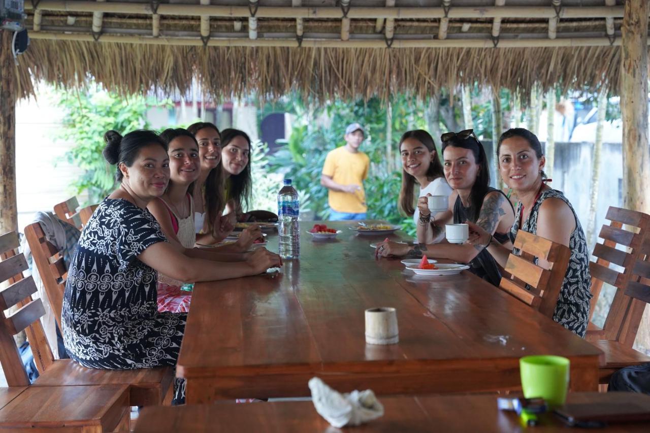 Rasti 2 Homestay Kuta  Экстерьер фото