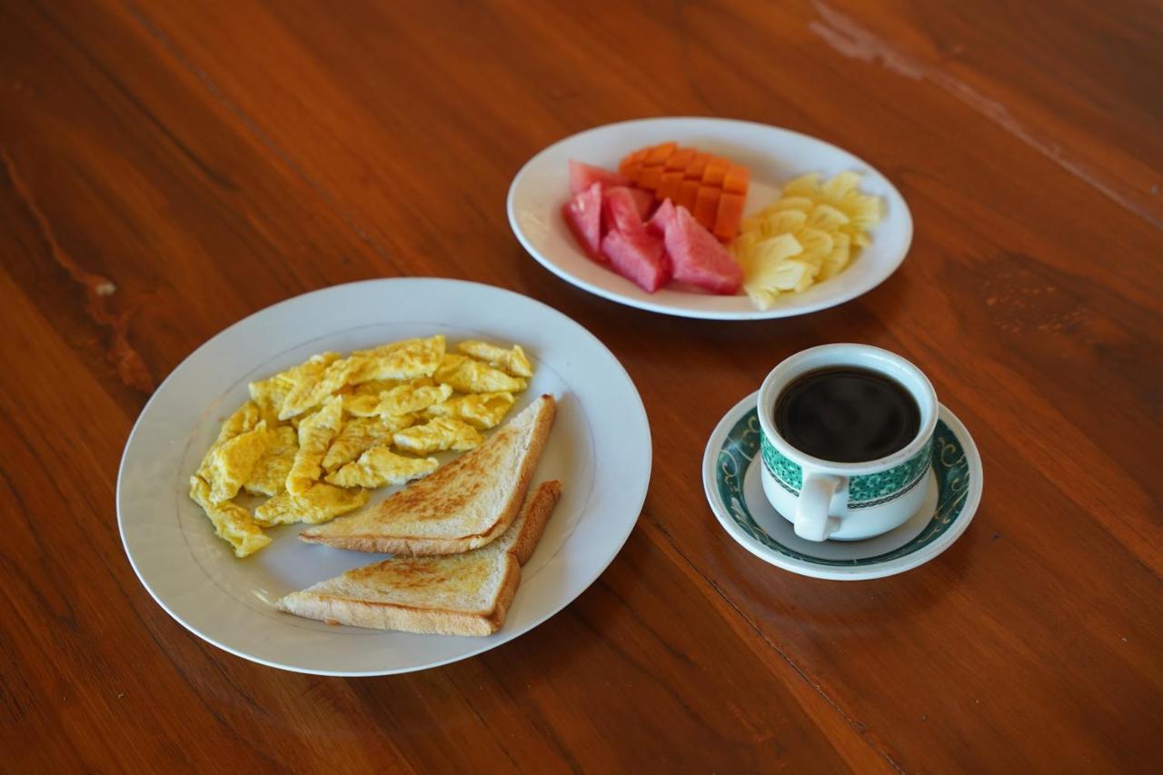 Rasti 2 Homestay Kuta  Экстерьер фото